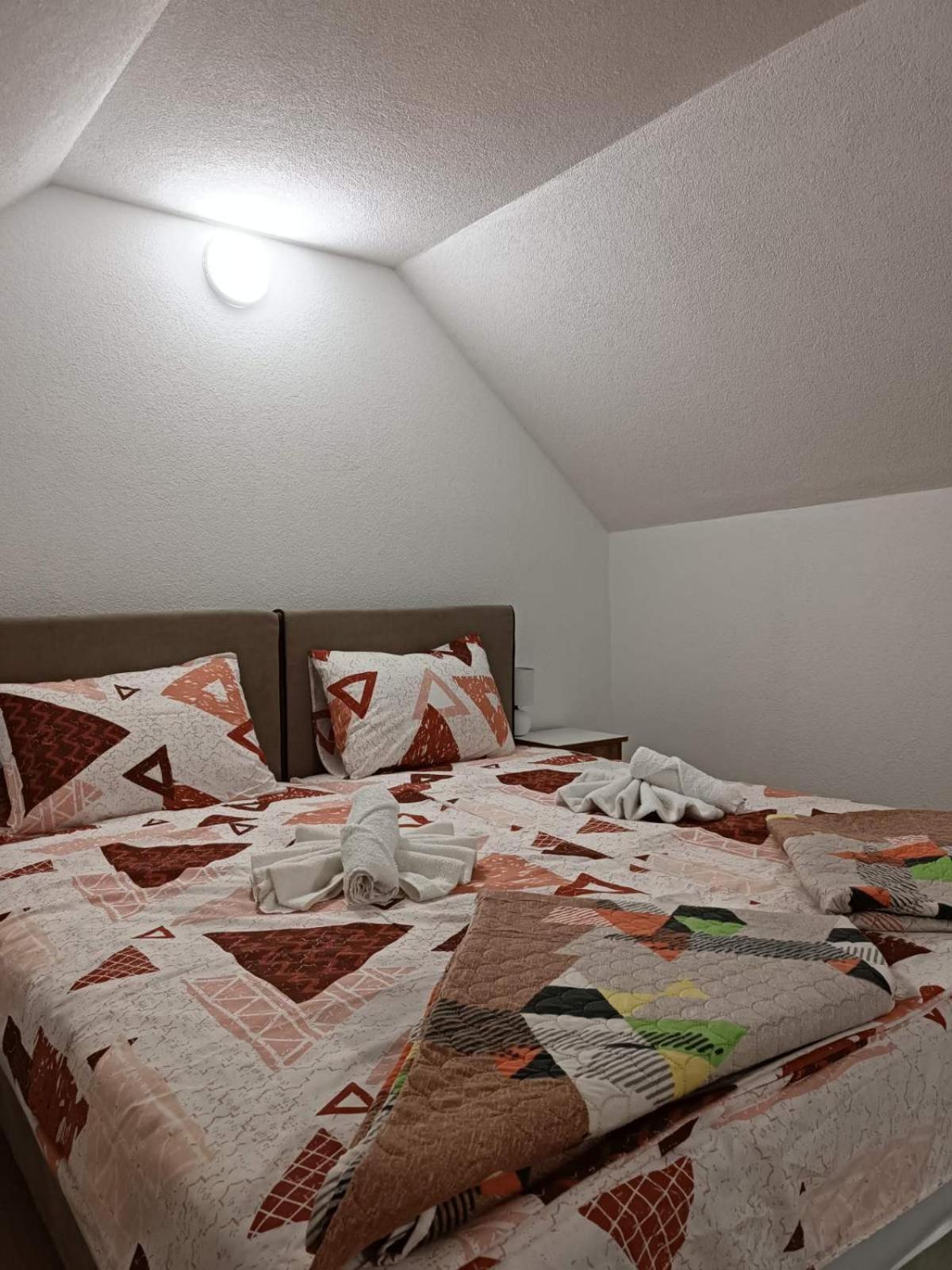 Apartmani Lena Plužine Chambre photo