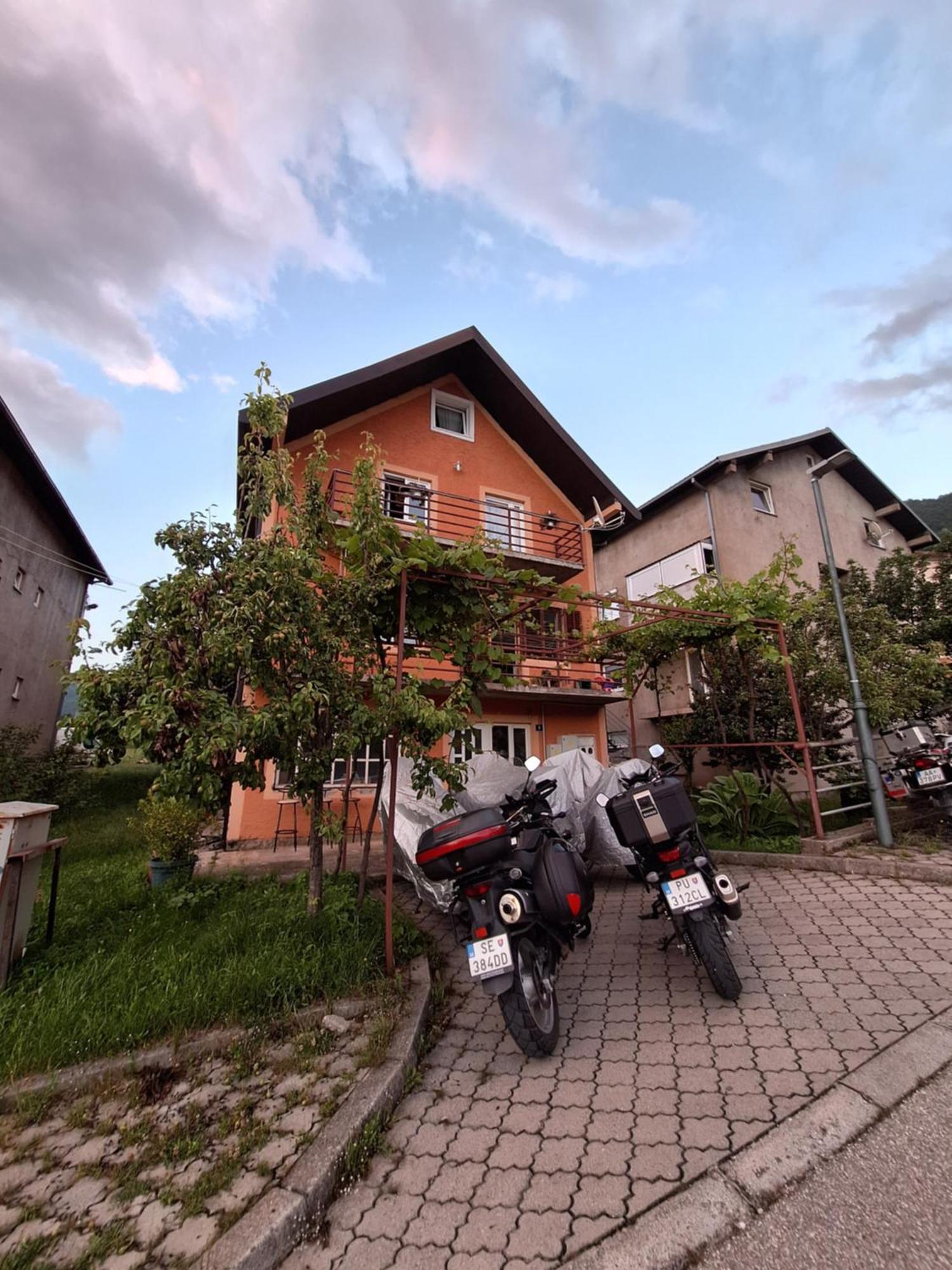 Apartmani Lena Plužine Chambre photo